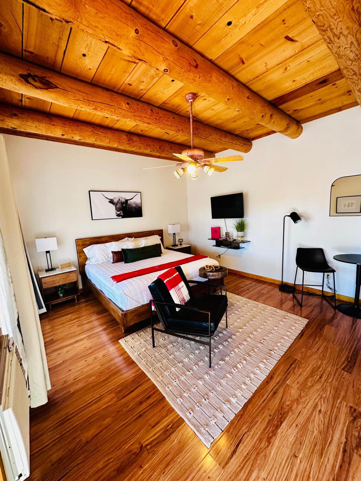 Adobe Rose Boutique Inn Artesia Luaran gambar